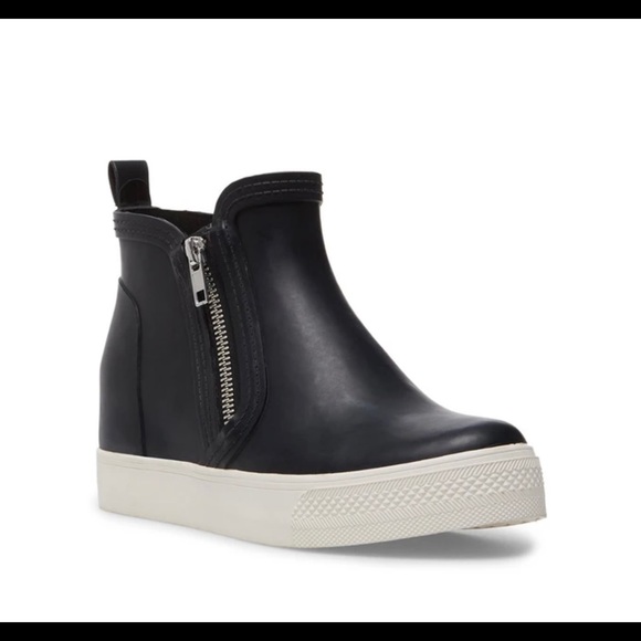 Steve Madden Wedgie RB Waterproof Bootie/10/NEW - Picture 1 of 14